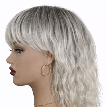 Perruque courte et bouclée Blonde - Brune -Grise avec frange - résistante à la chaleur