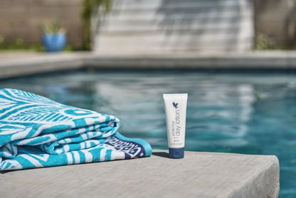 Protecting Day Lotion agescreme mit LSF 2Protecting Day Lotion agescreme mit LSF 20 und Aloe Vera 60 ml0 und Aloe Vera 60 ml