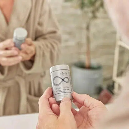 Infinite By Forever™ Firming Complex-Vitamin C, Kollagen & Weizen-Ceramid-Extrakt - AnicBeauty