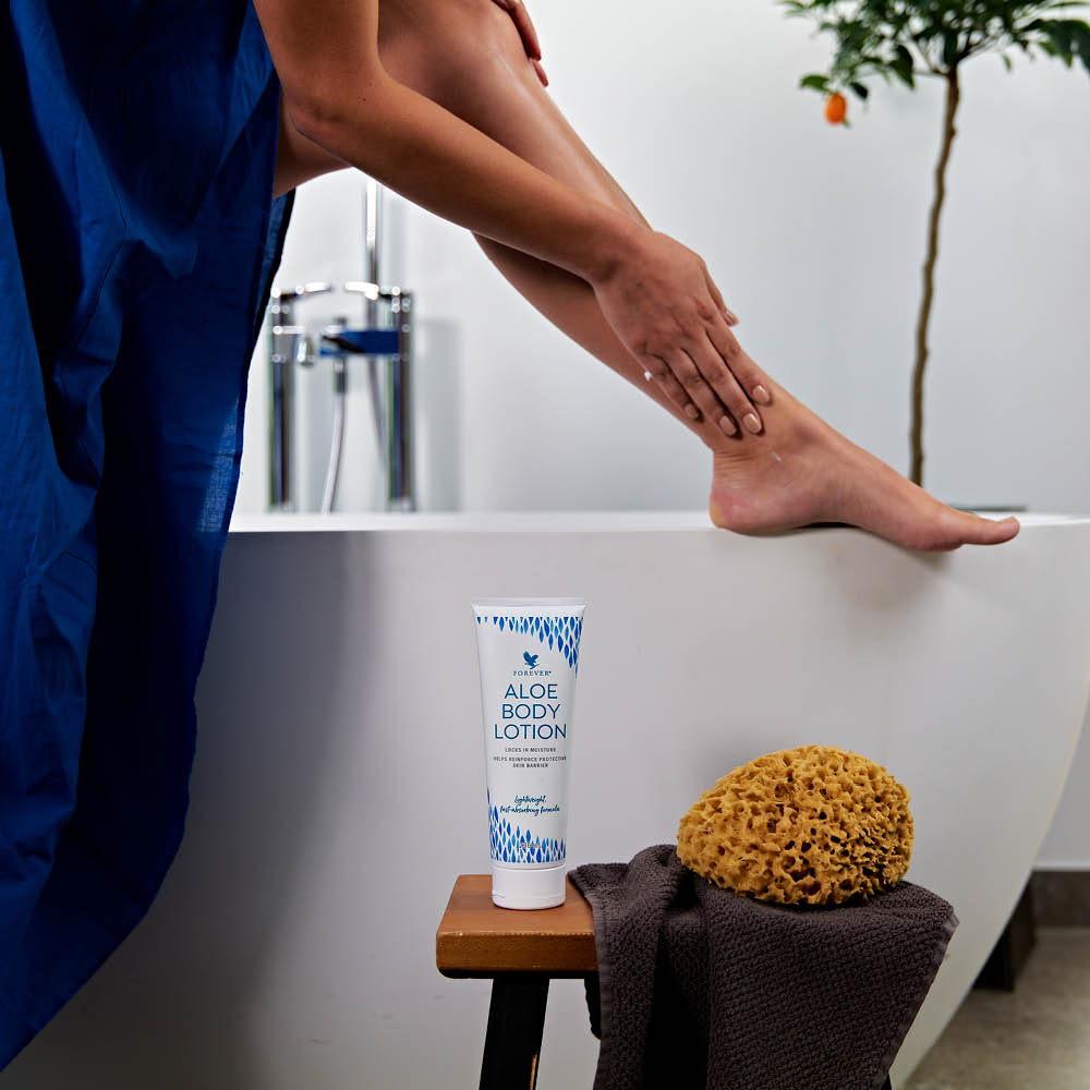 Gift set: 1 Aloe Body Wash & 1 Aloe Body Lotion - aloe vera, jojoba oil, and argan oil - LUX-Anic